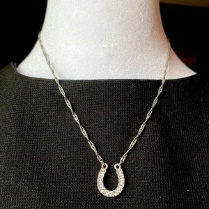 Silver real 925 . Worn once. Horshoe necklace. Adjustable clasp.